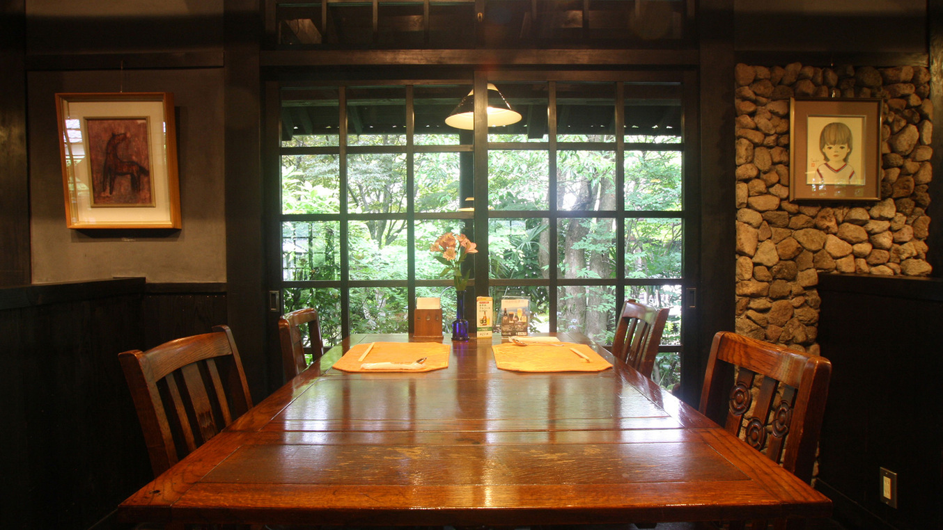 西風和彩食館夢鹿：静かにお食事が楽しめるレストラン