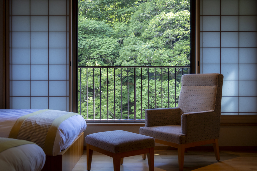 モダン和洋室16畳【甲斐】