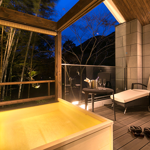 Annex Villa Suite Maisonette Western Room (Non Smoking)  (Corner) 