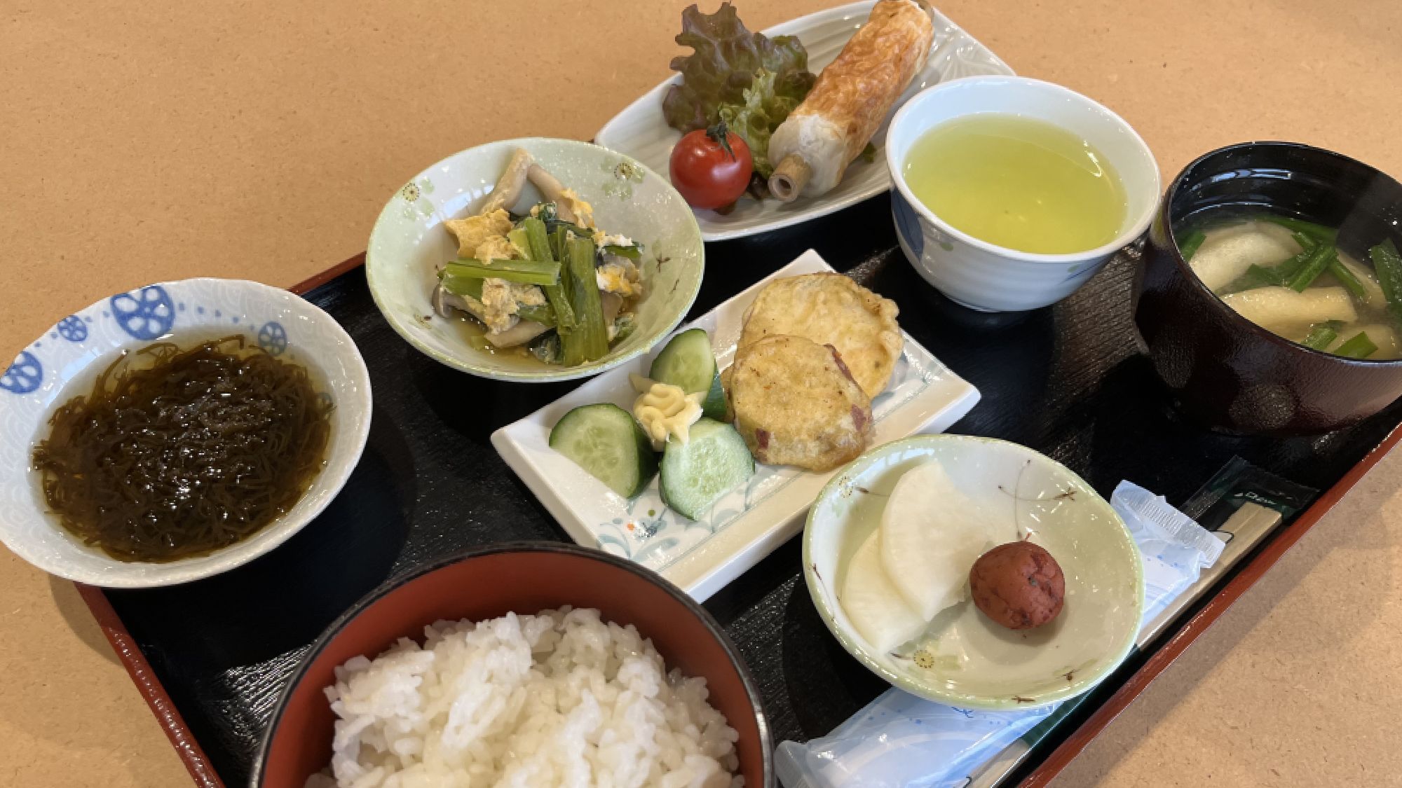 ・朝食（一例）