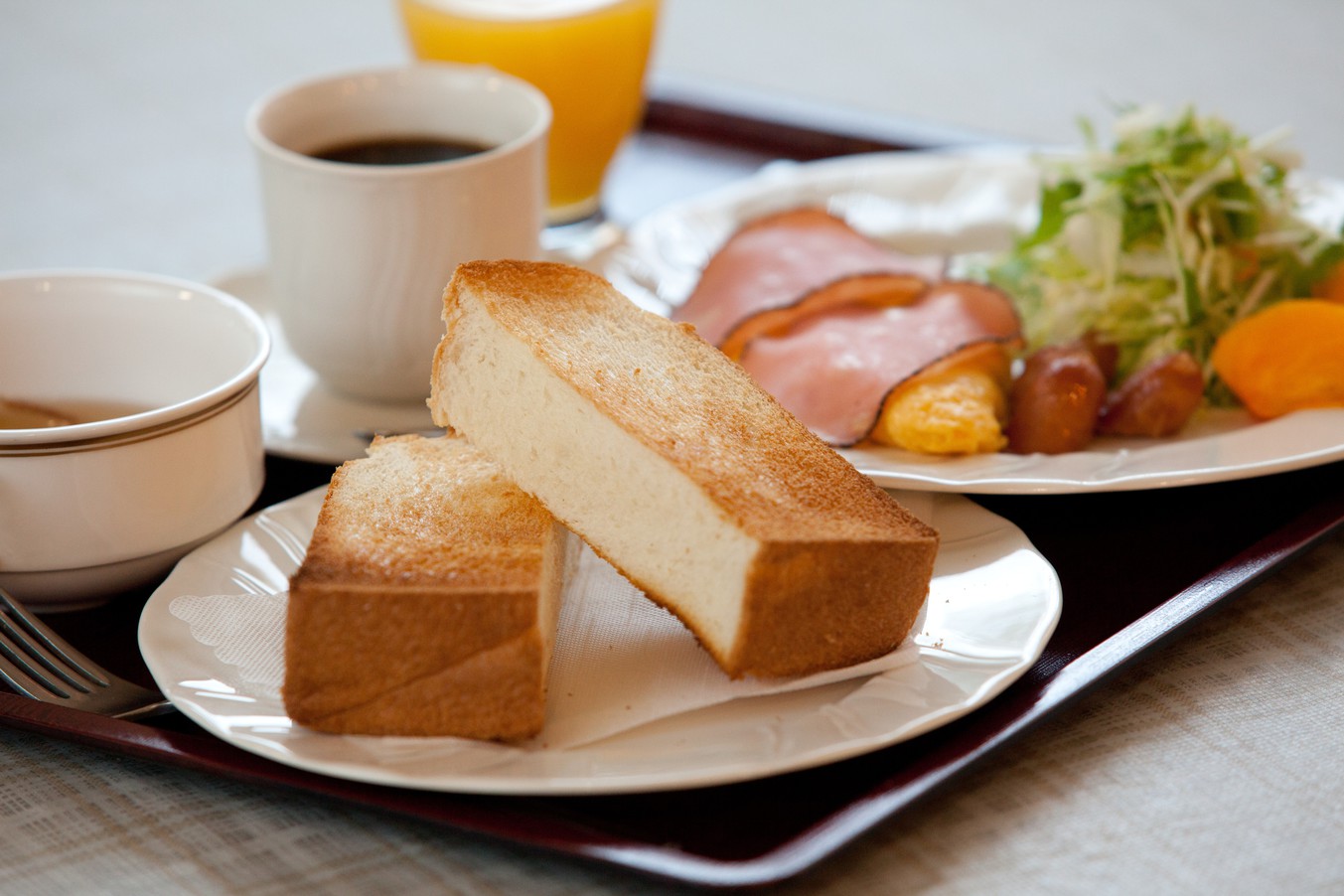 Business Hotel Pocket Located in Matsushige, Business Hotel Pocket is a perfect starting point from which to explore Naruto. The property offers a high standard of service and amenities to suit the individual needs of all 
