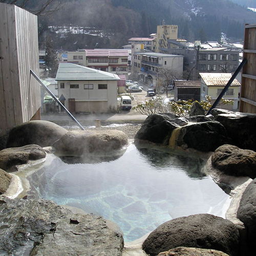 Onogawa Onsen Hojunoyu Located in Yonezawa, Onogawa Onsen Juhoen is a perfect starting point from which to explore Yamagata. The property offers guests a range of services and amenities designed to provide comfort and conve