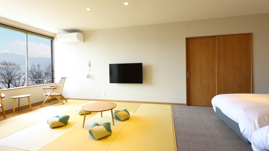 【温泉展望風呂付き客室301】諏訪湖を眺めながら、ゆったりお寛ぎください