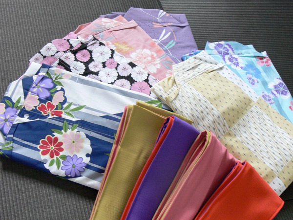 選べる色浴衣（※オプション）