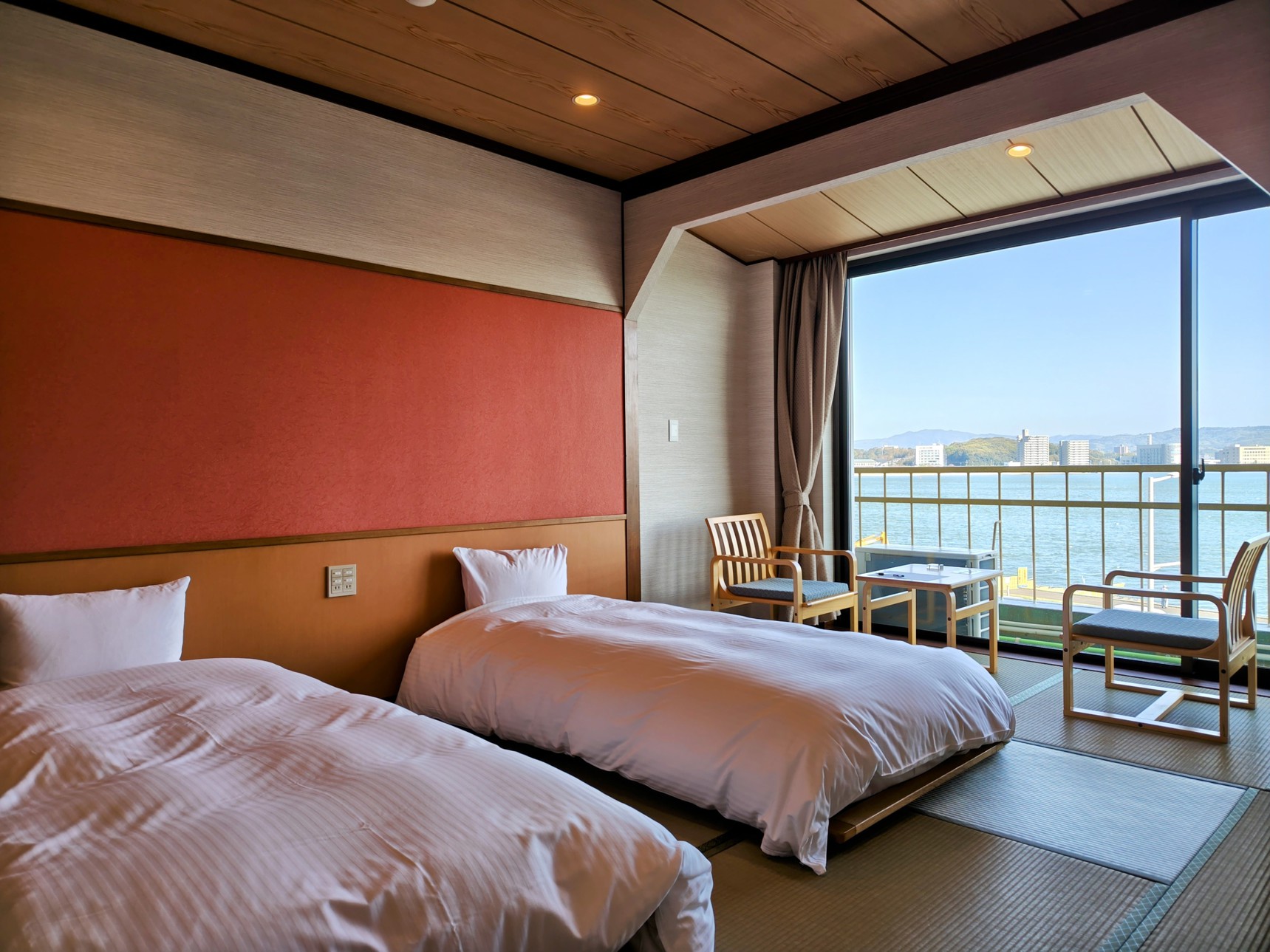 湖側和らぎツイン