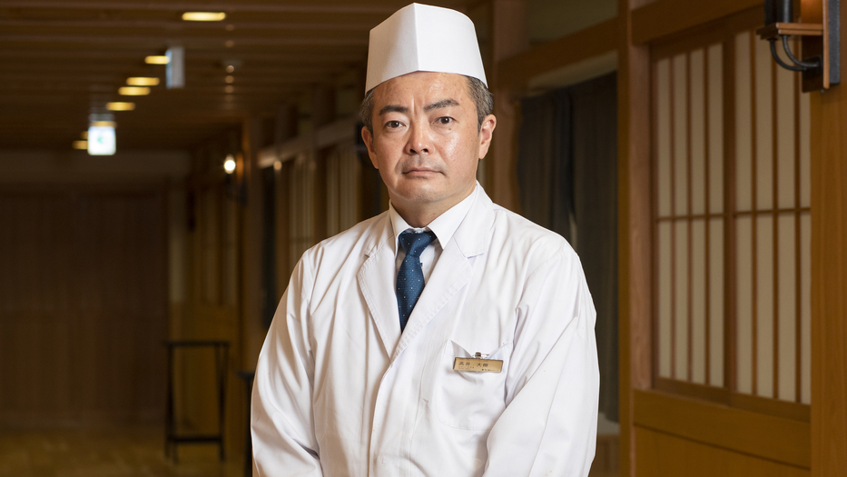 【和食料理長】高井大樹・・・料理人歴20年以上のベテラン料理人。