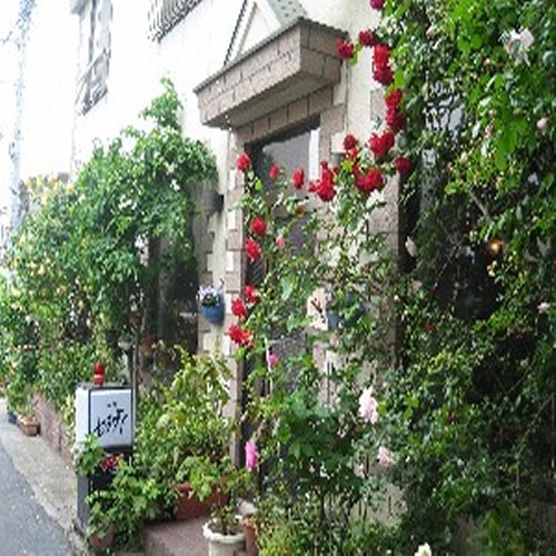 朝食処：直営喫茶セラヴィ