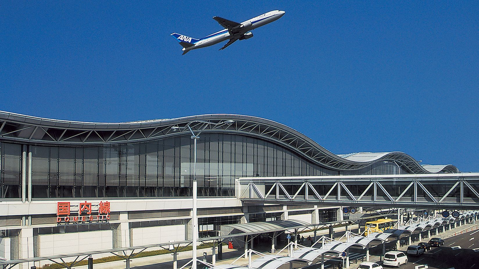 仙台空港までは車で約50〜80分程。※時間帯により国道4号線が混雑します