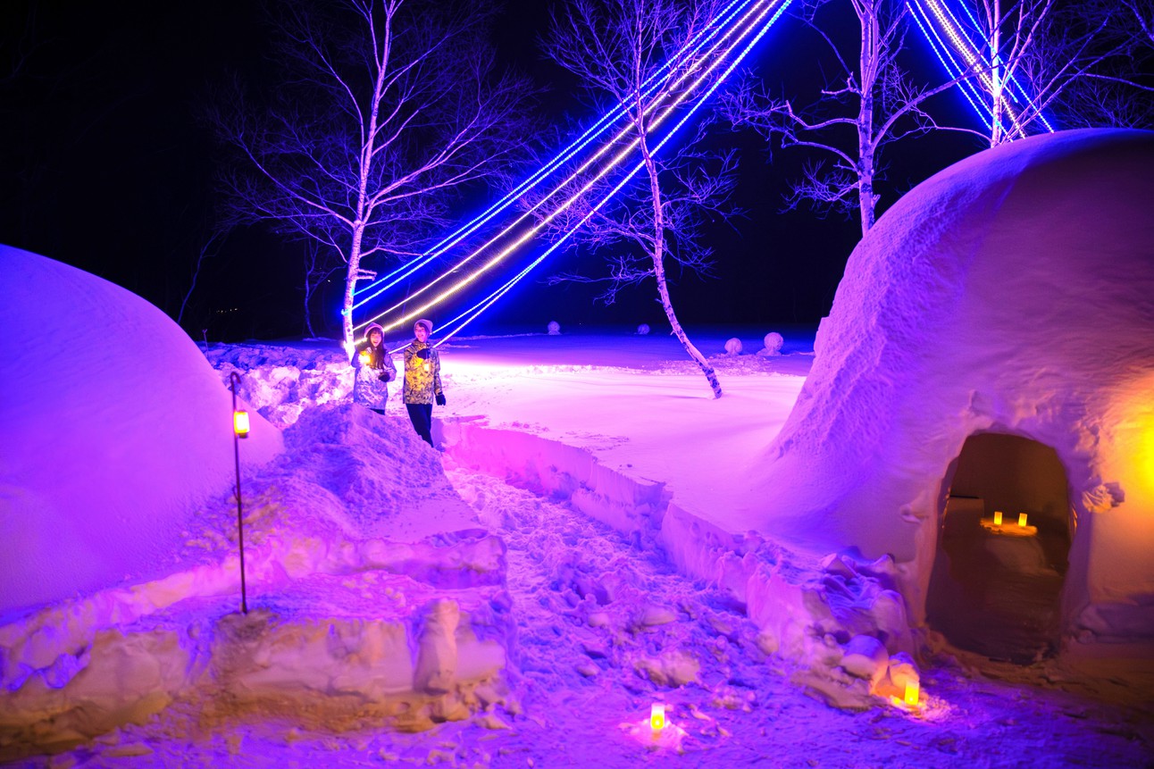 雪遊びパークナイトかまくら