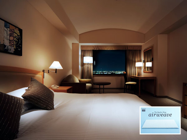 デラックスダブルルーム（禁煙・３２㎡）パインズフロア