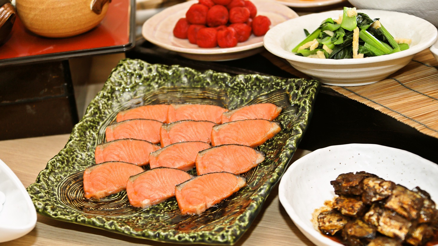 白ごはんが進む和食メニュー！お米は、宮城県産ひとめぼれを使用しております。