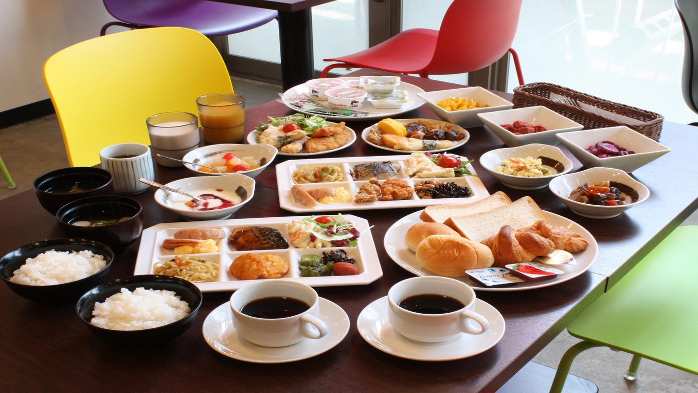 朝食バイキング