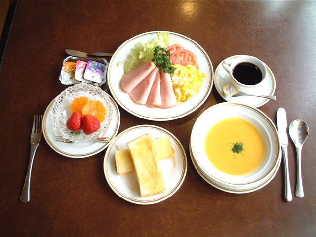 御朝食例洋定食（１600円）