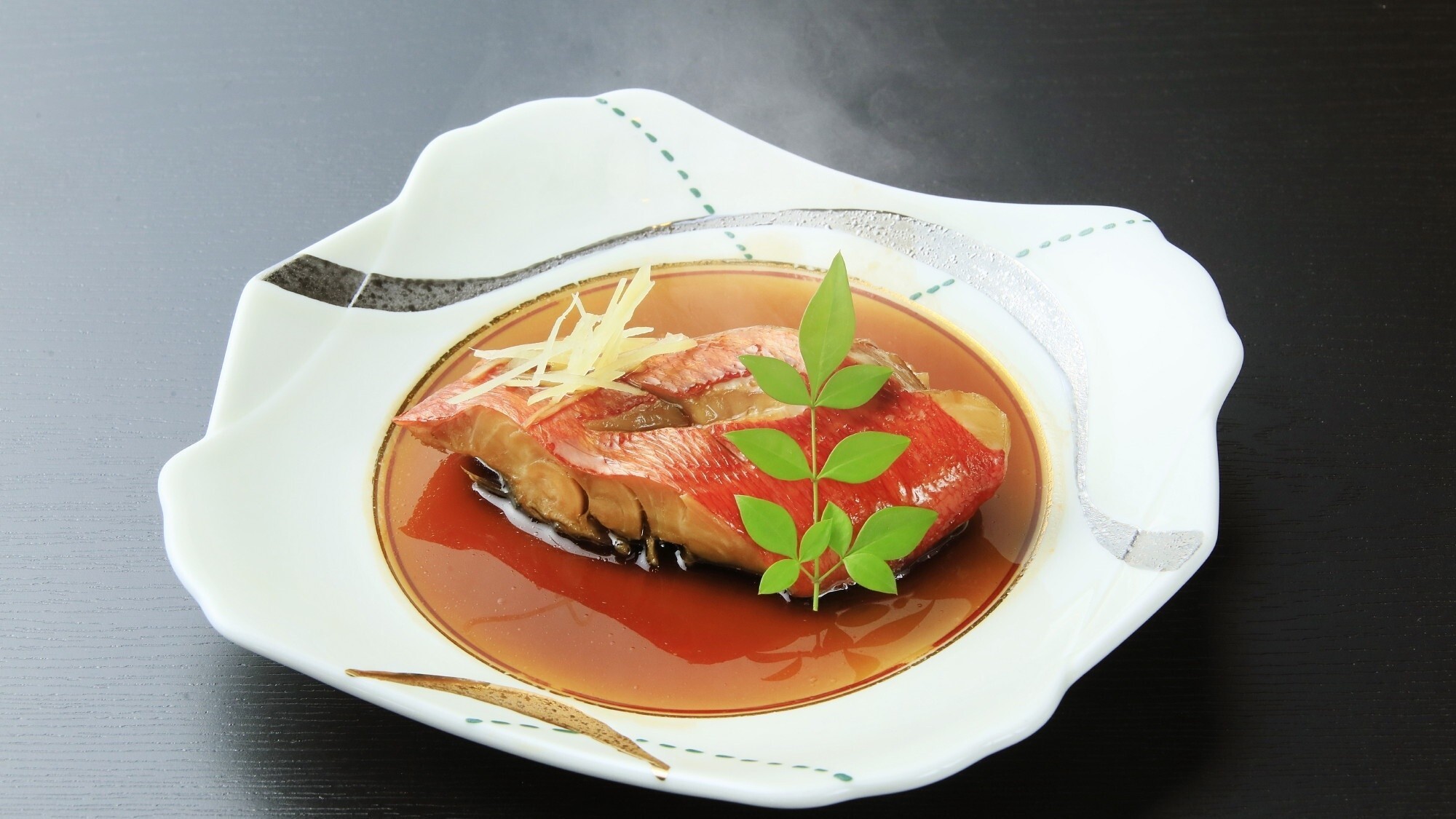 【金目鯛煮つけ】秘伝のタレで煮込んだ金目鯛煮付け（切り身）※イメージ