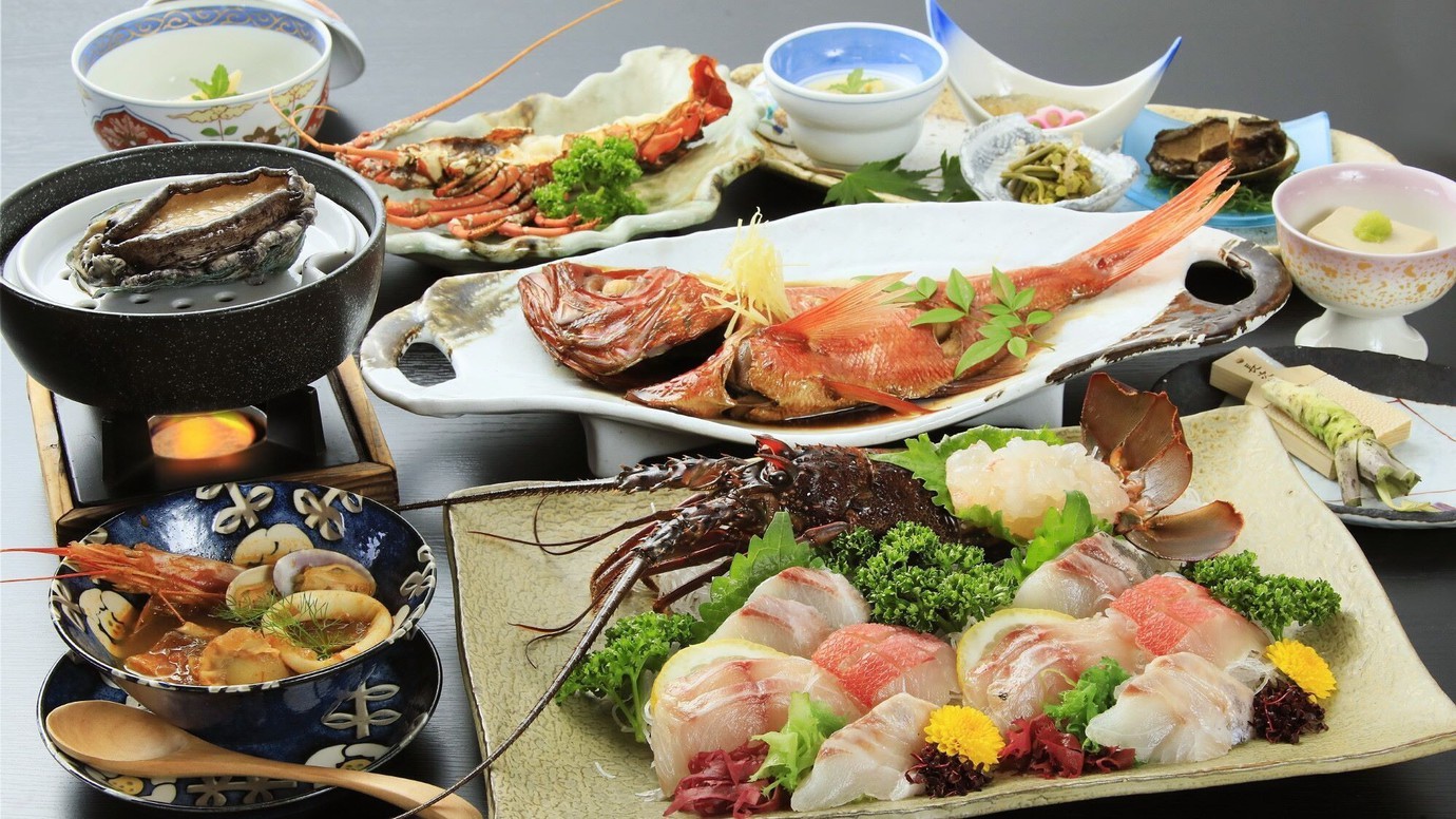 【お食事一例】旬の恵みを目に舌に楽しめる♪季節感じる盛り付けです。※イメージ