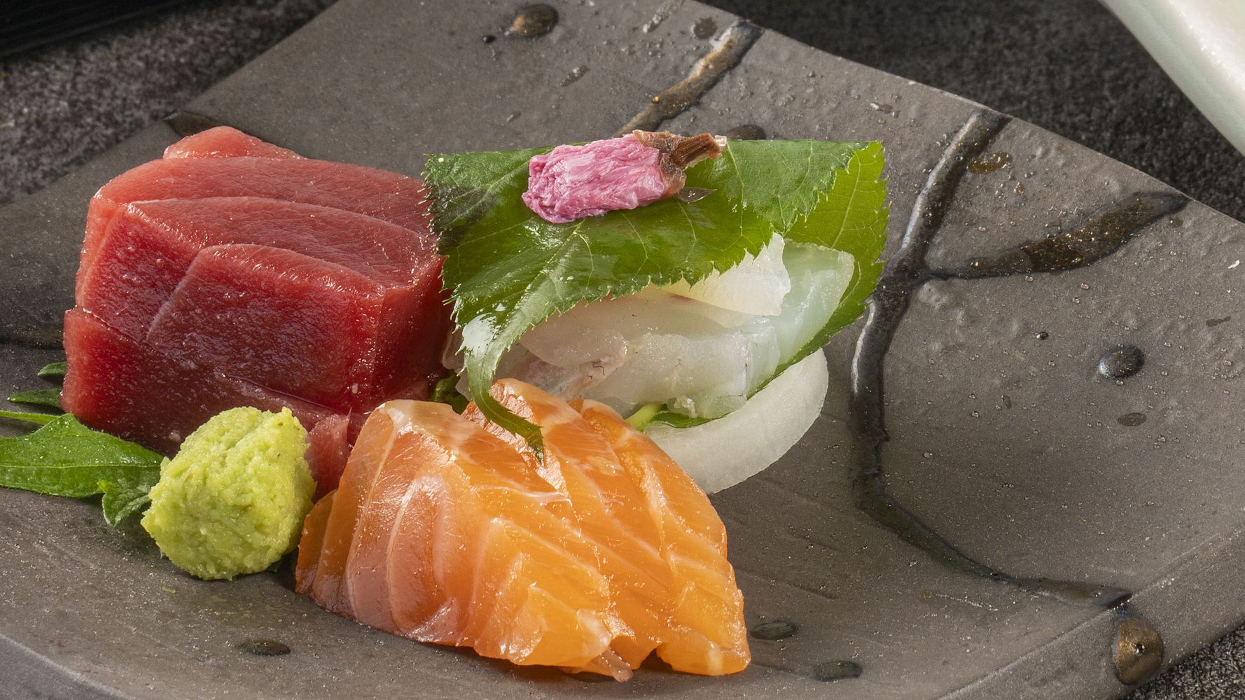 ＜3月・4月のおすすめの一品＞旬の魚盛り合わせ【和洋御膳】