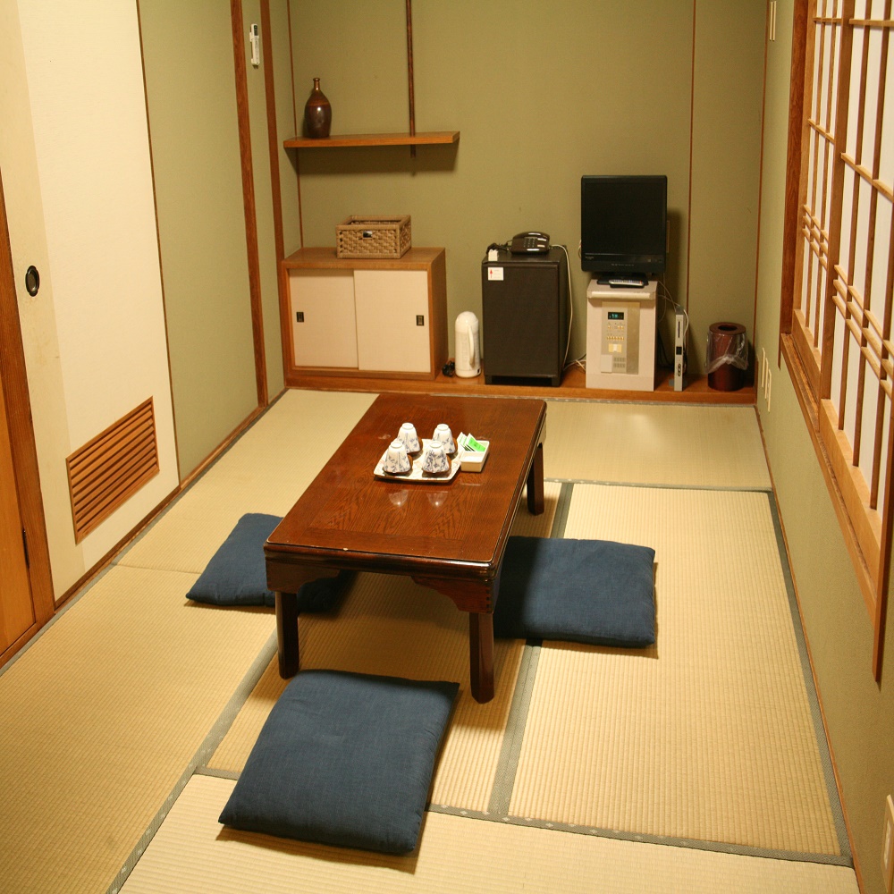 Business Kankohotel Ikeda Set in a prime location of Nagasaki, Business Kankohotel Ikeda puts everything the city has to offer just outside your doorstep. The property has everything you need for a comfortable stay. Take advan