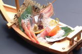 姉妹館四国高松温泉内の漁&ＢＡＲ金家の刺し身５種盛りセット