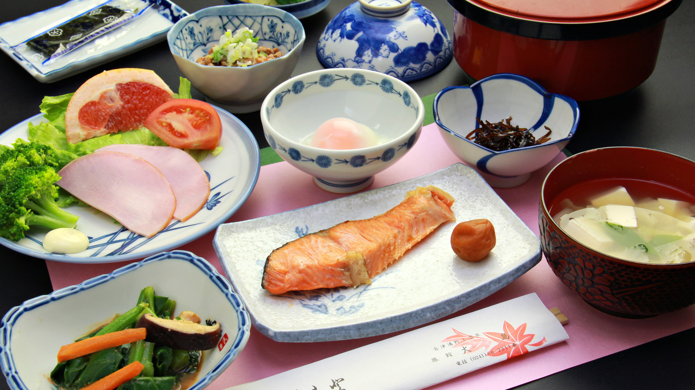 #【朝食】田舎の和朝食！契約農家のお米や旬野菜を味わう