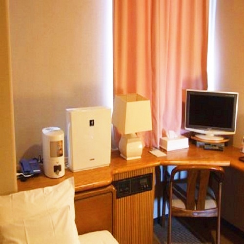 Hotel Tsuruya (Niigata) Tsuruya (Niigata) is a popular choice amongst travelers in Nagaoka, whether exploring or just passing through. Offering a variety of facilities and services, the property provides all you need for a g