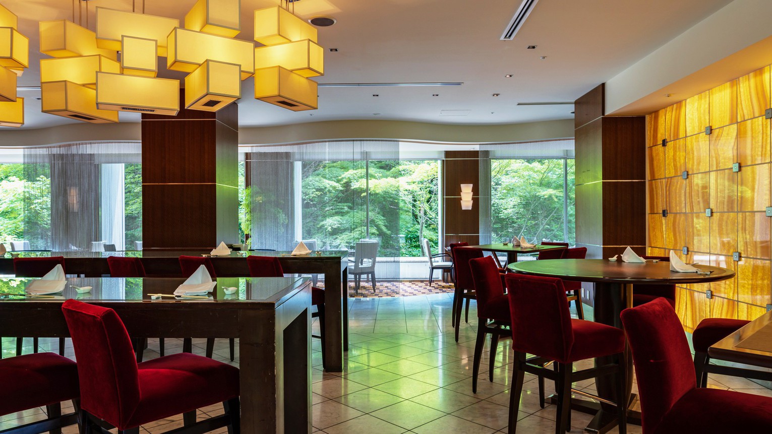 香辛料と素材が 複雑に絡み合う中国料理 四川