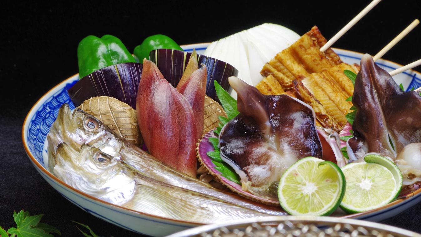 *【冬のお料理炙り焼き】1 日本海の海鮮素材と地物の野菜を使い、炙り焼きをお楽しみください。