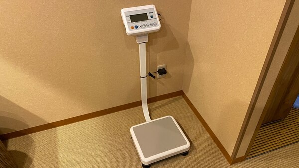 【男性/女性】『TANITA』大浴場 体重計