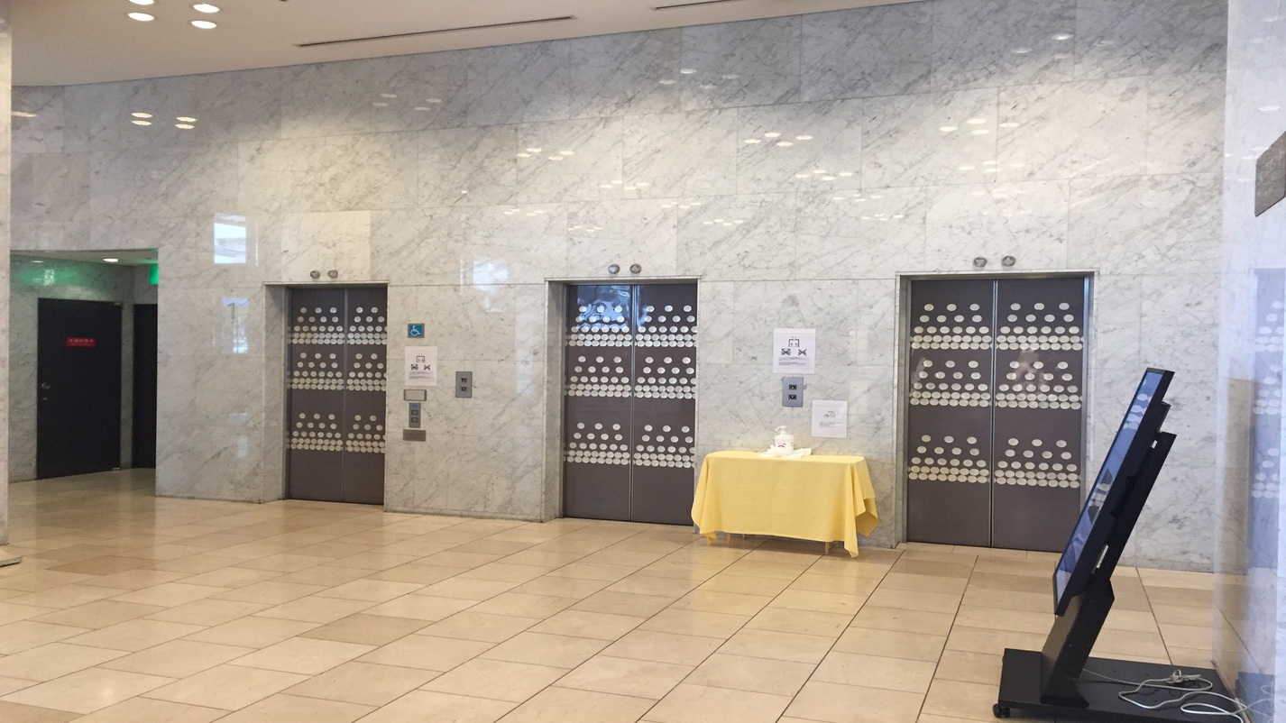 （客室）フロント エレベーター