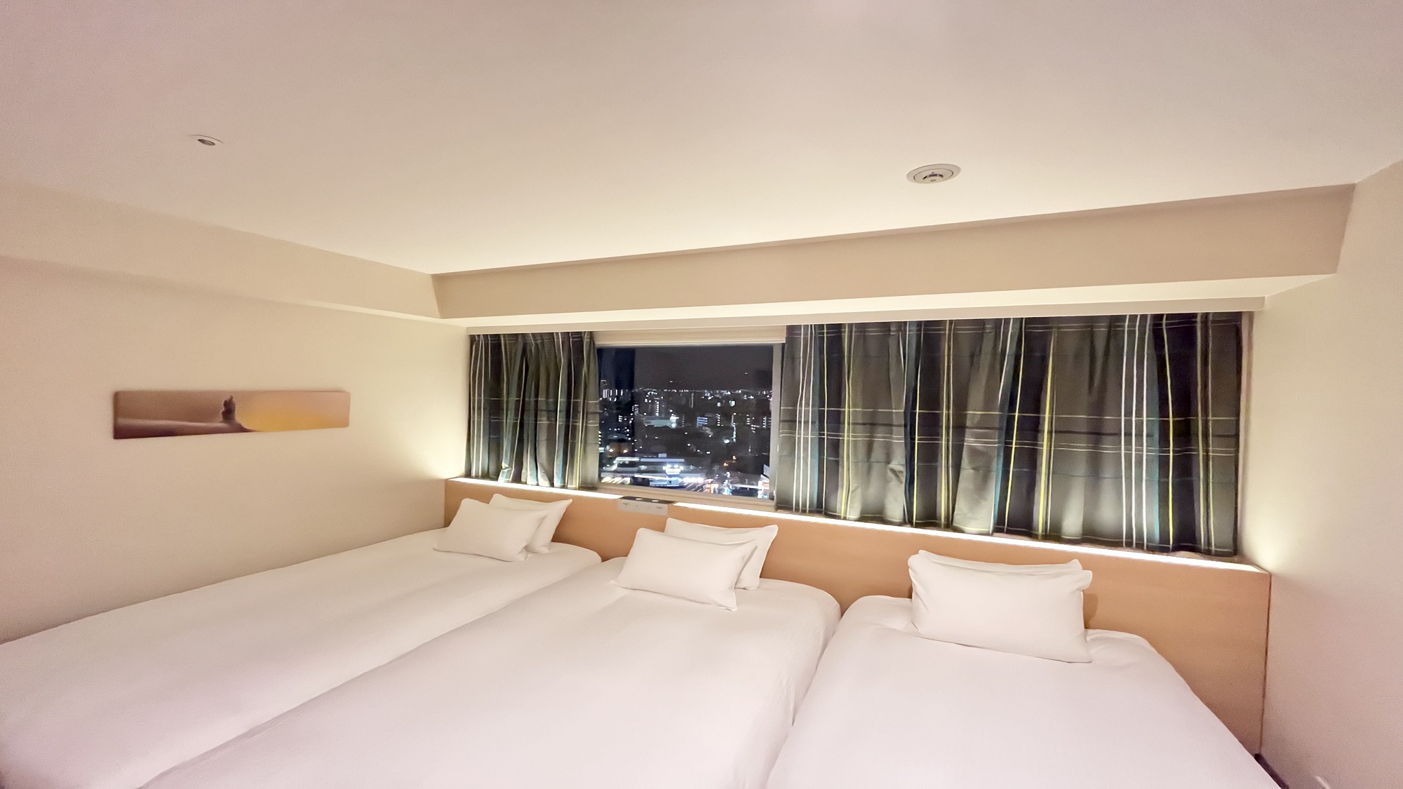 禁煙トリプルルーム／26平米／バス・トイレセパレート