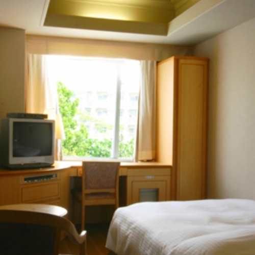 Okinawa Miyako Hotel Ideally located in the Naha area, Okinawa Miyako Hotel promises a relaxing and wonderful visit. The property features a wide range of facilities to make your stay a pleasant experience. To be found at