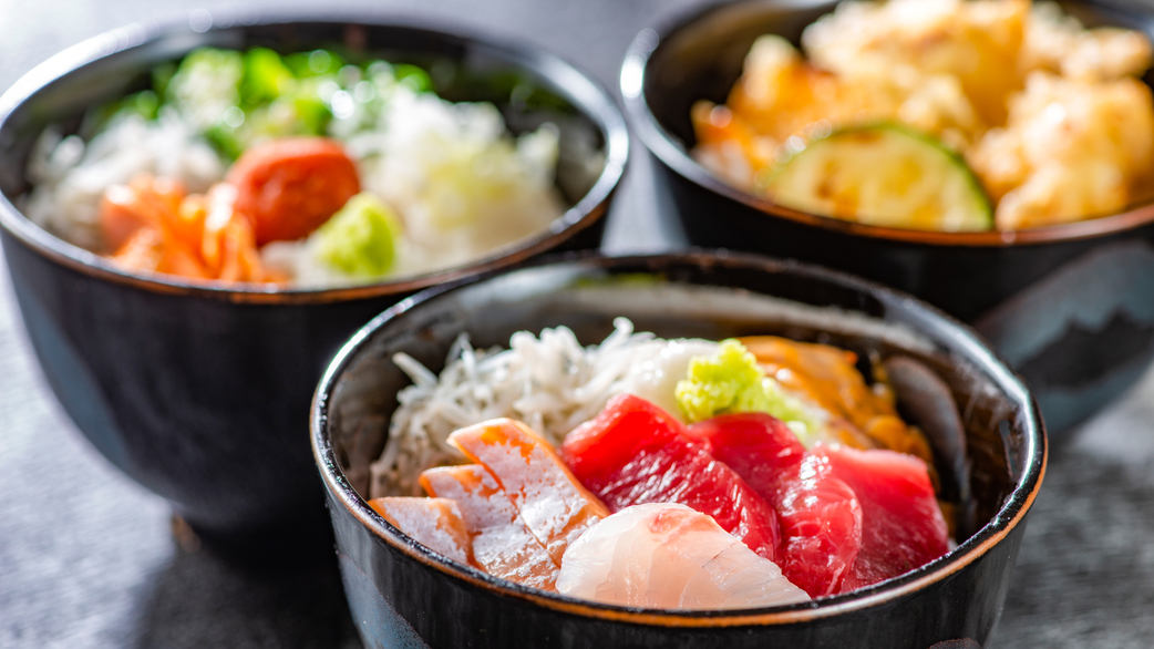 朝食バイキング丼（盛り付け例）