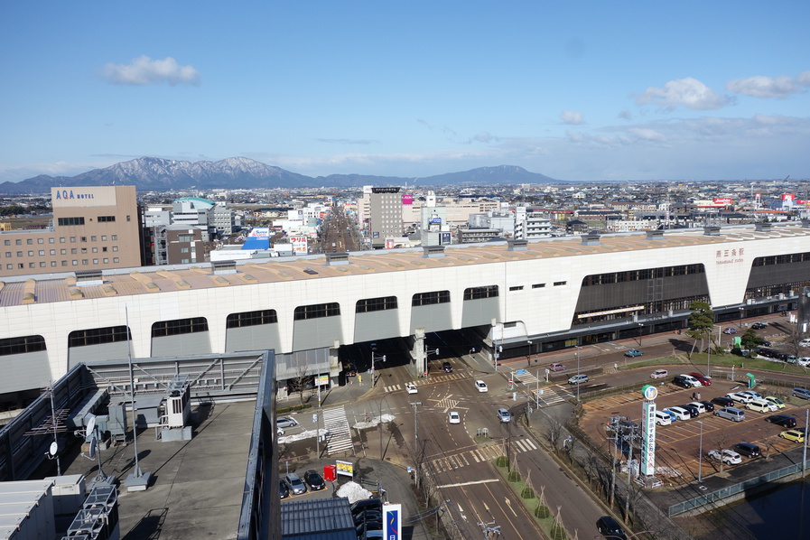 燕三条駅