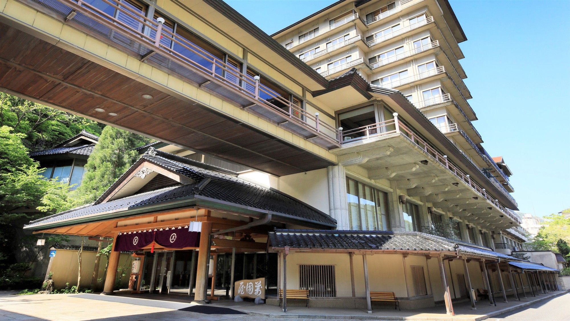 【1泊朝食付】大好評！真鯛をふんだんに使った3度おいしい「鯛めし朝食」◆ご夕食なし／ご朝食付き