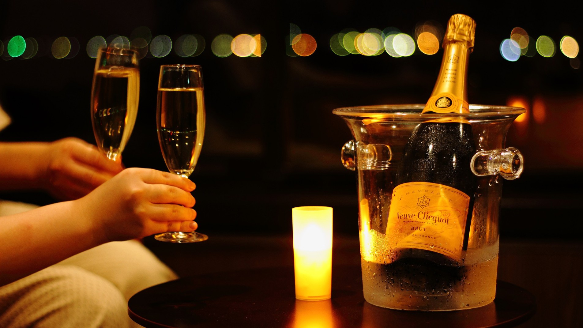 【ラグジュアリープラン】〜伊勢海老と鯛のしゃぶしゃぶ会席〜バーラウンジ利用無料付