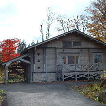 *紅葉風景/周辺も紅葉に彩ります