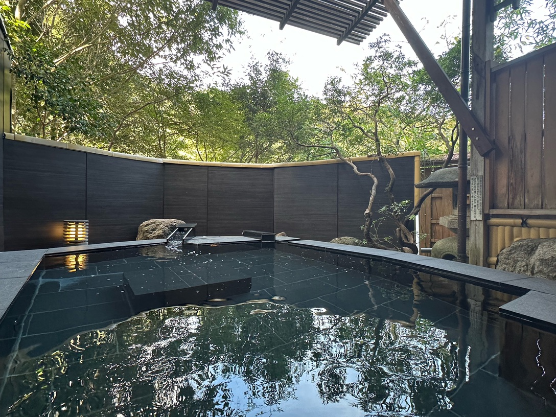 露天風呂（小）