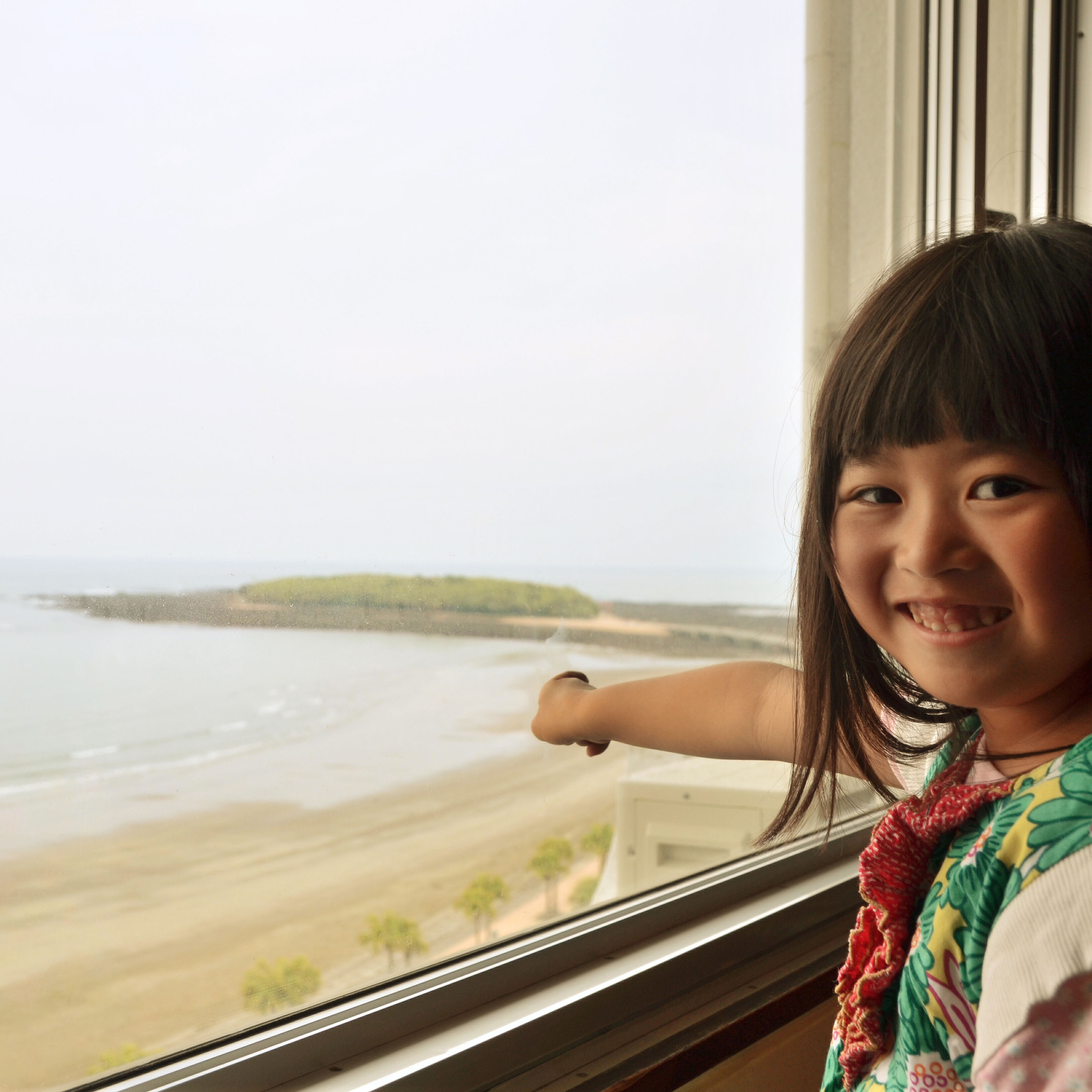 海側に面した客室から見える、青島