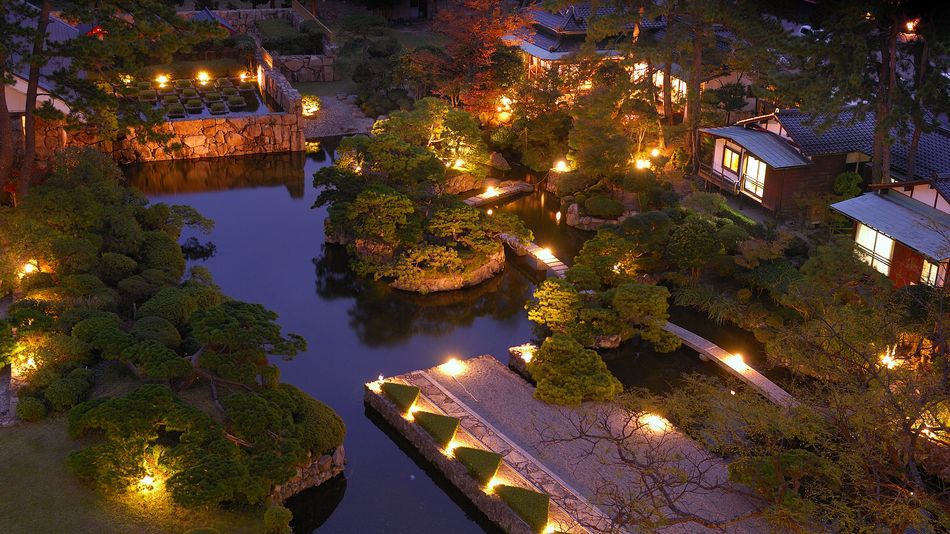 東光園の本格的日本庭園B