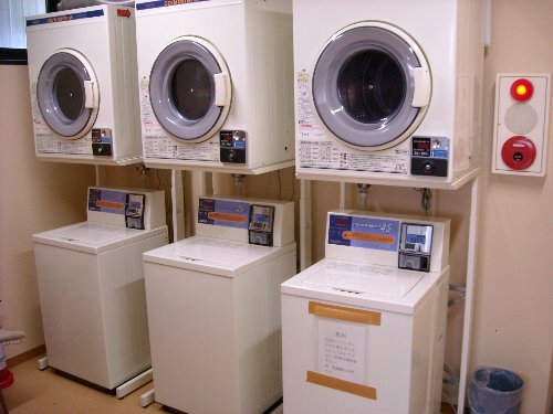 無料ランドリー５台乾燥機は有料です