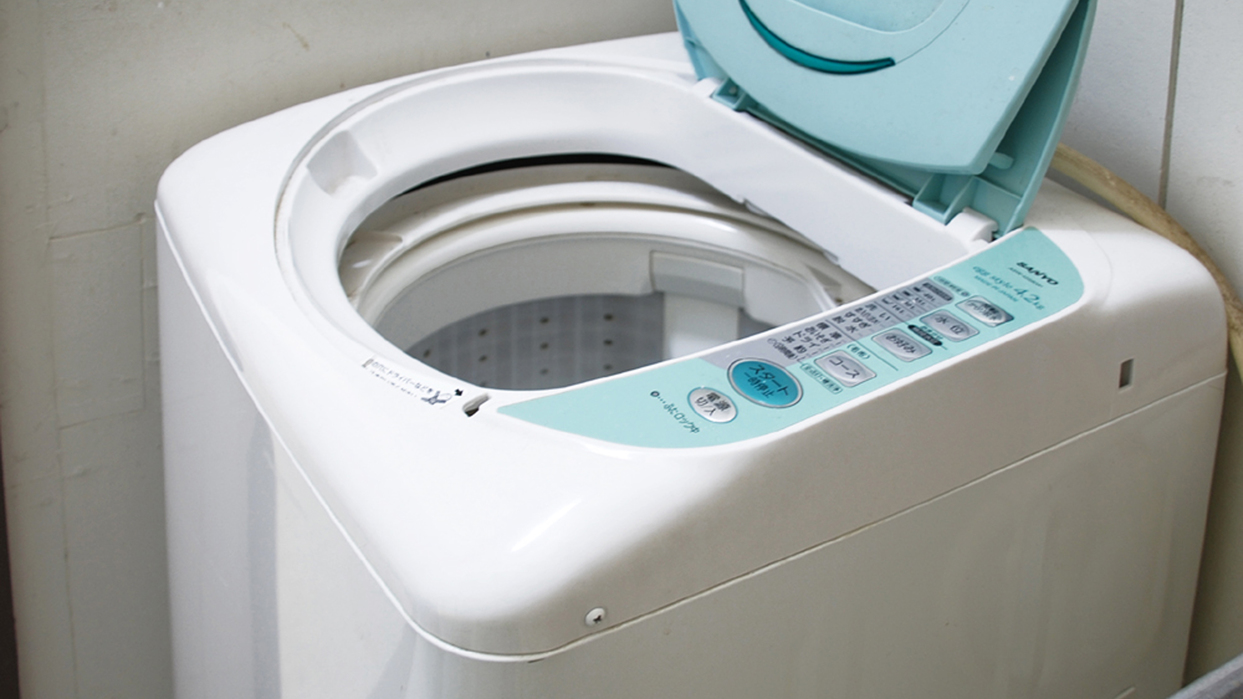 【洗濯機】連泊時に便利な洗濯機。無料でご利用いただけます。※乾燥機はございません