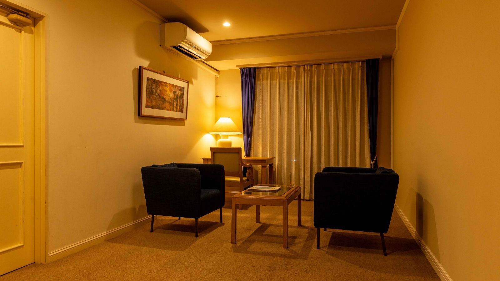 デラックス・ホテル