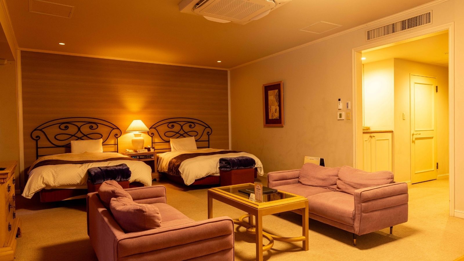 デラックス・ホテル