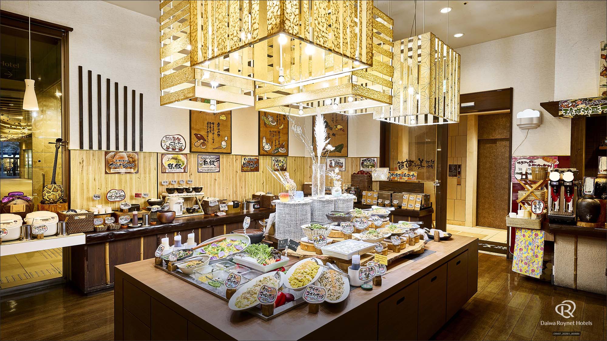 朝食会場