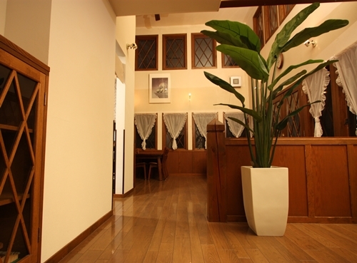 This photo about esola shared on HyHotel.com