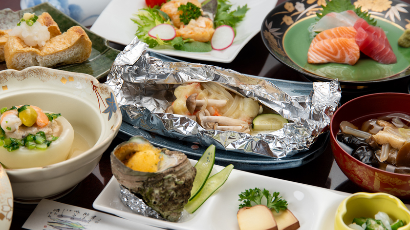 *夕食一例/地元の食材中心に、お肉、お魚、野菜をバランスよく