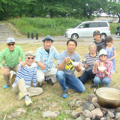 みんなで楽しく芋煮会