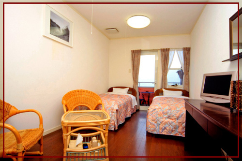 バストイレ&バルコニー付ツインルーム