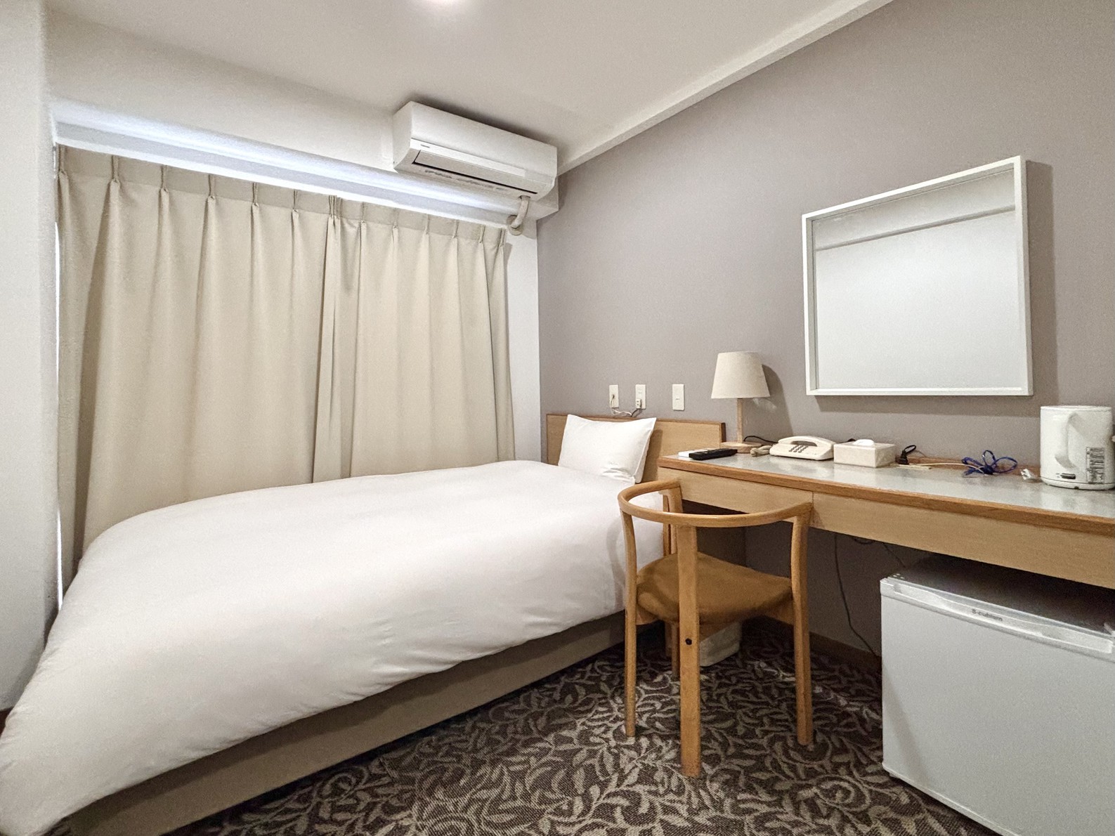 【シングルルーム】