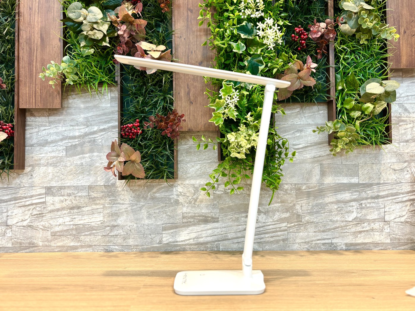 【電気スタンド】