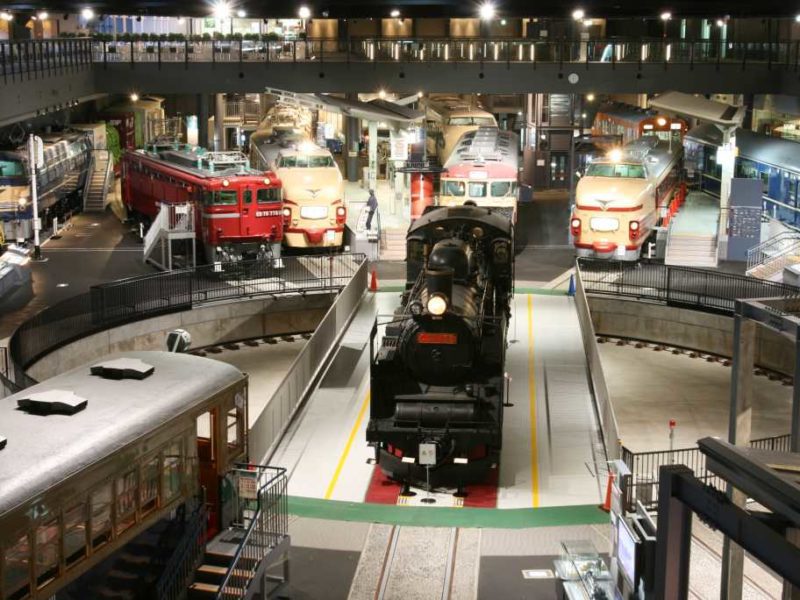 鉄道博物館
